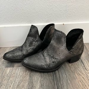 Musse & cloud ankle boots